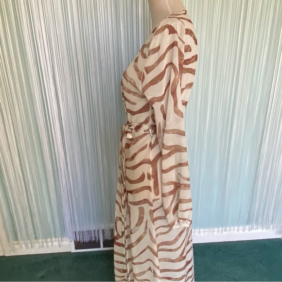 Animal Print Maxi Kimono Size 6 - Picture 5 of 16